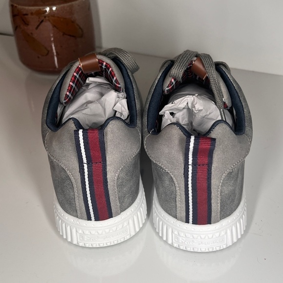 BEN SHERMAN Markus Oxford II Gray suede sneakers‎ size 9. - Picture 4 of 10